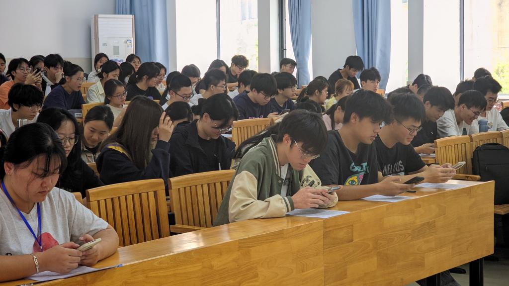 英国上市公司365