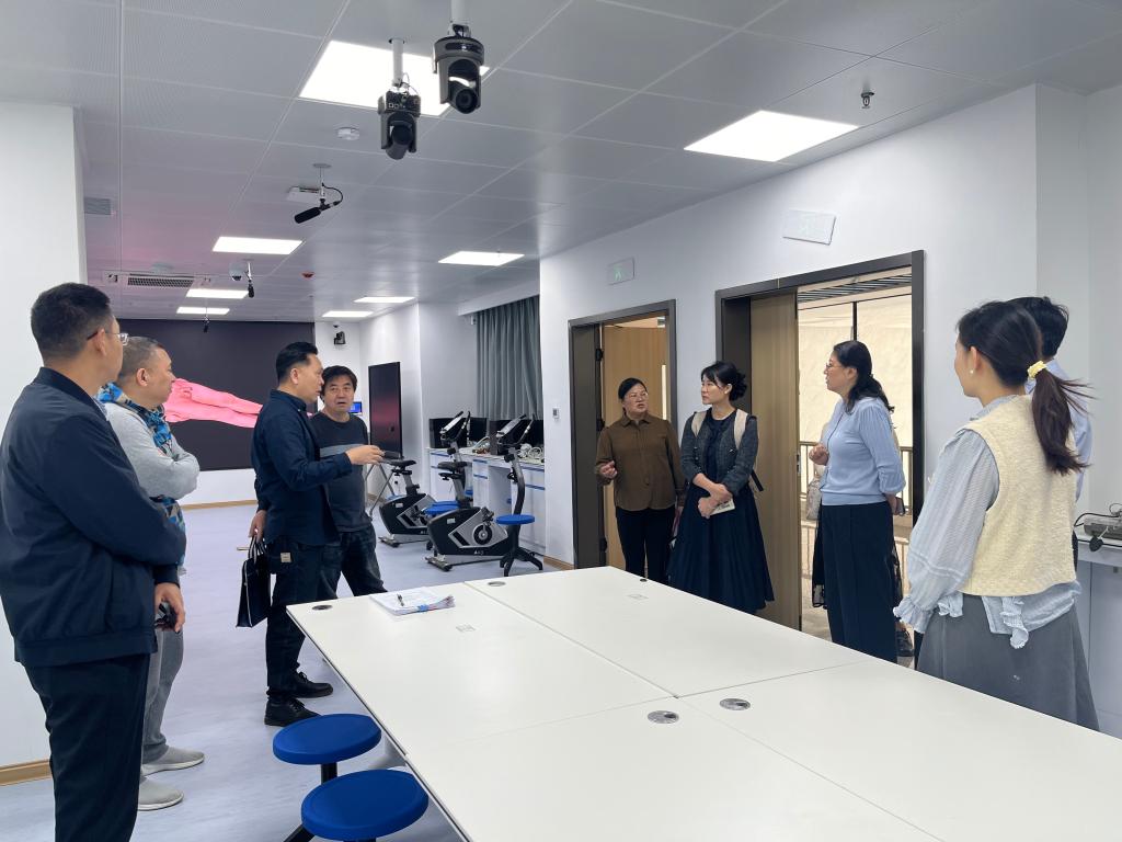 英国上市公司365