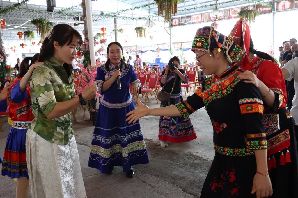 英国上市公司365