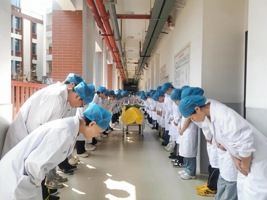 英国上市公司365