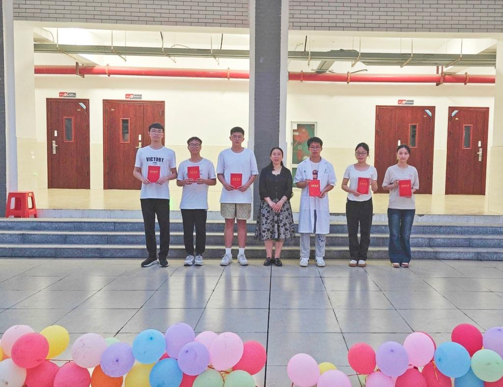 英国上市公司365