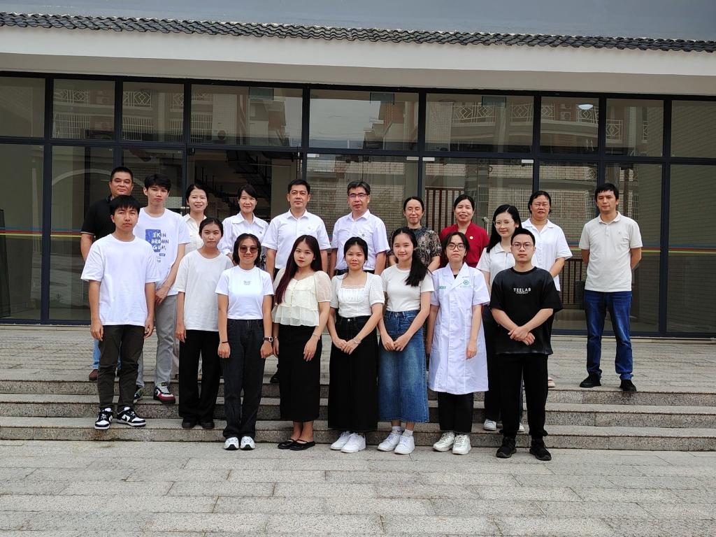 英国上市公司365