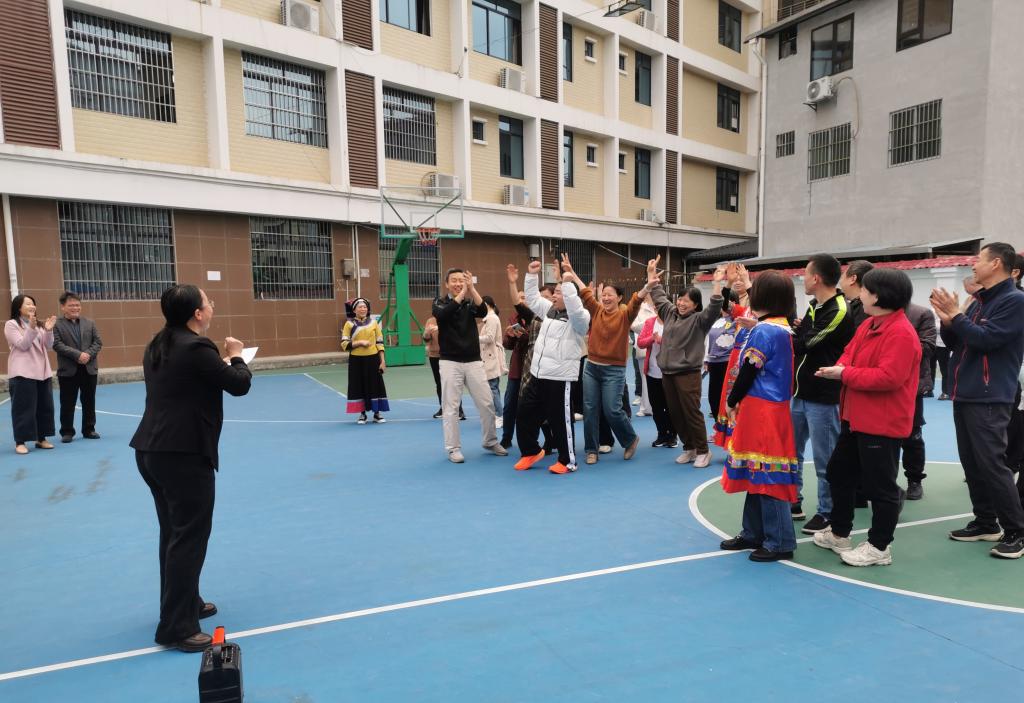 英国上市公司365